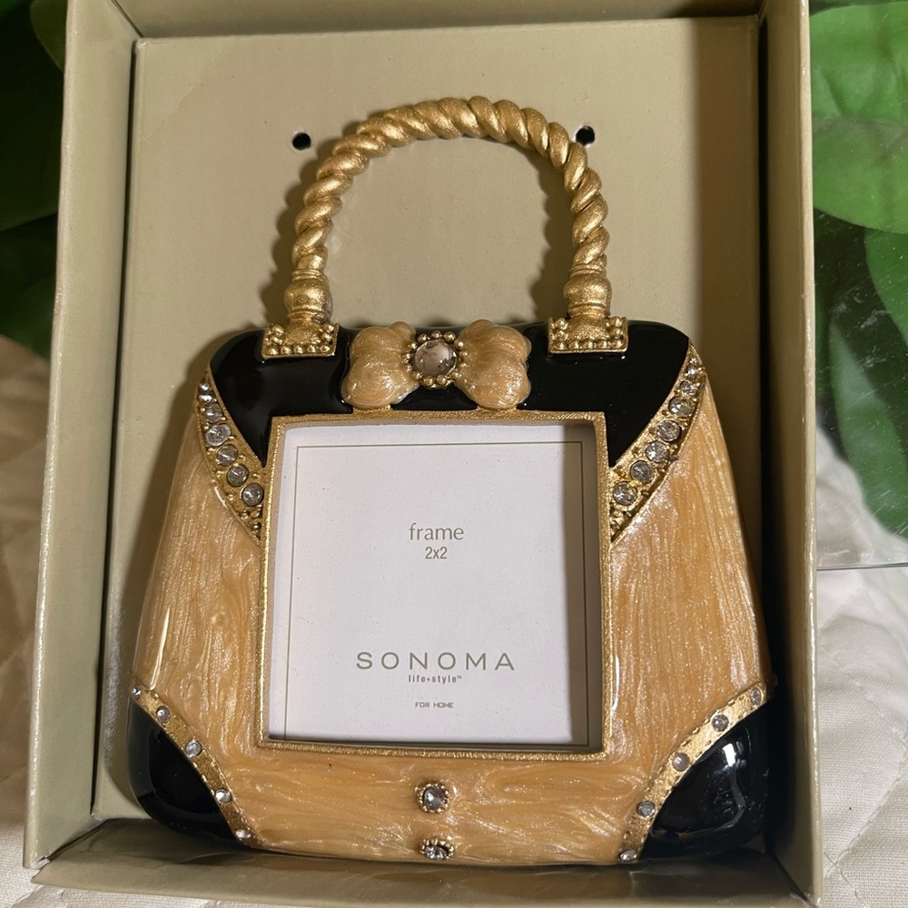 Sonoma 2“ x 2“ Art Deco Purse Frame with stand made of ceramic painted and bling